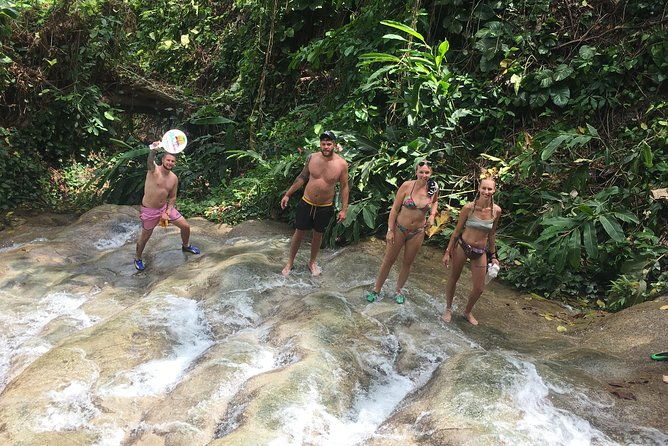 dunns-river-falls-horse-back-riding-transportation-only