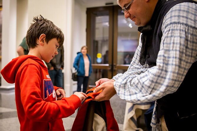 early-entry-museum-of-the-american-revolution-admission-1-hour-guided-tour-2