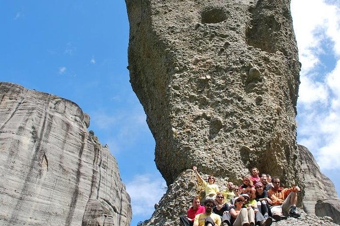 easy-hiking-adventure-at-meteora
