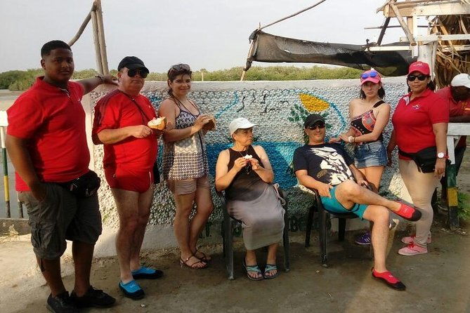 ecoruta-volcano-of-totumo-and-experience-in-the-mangroves