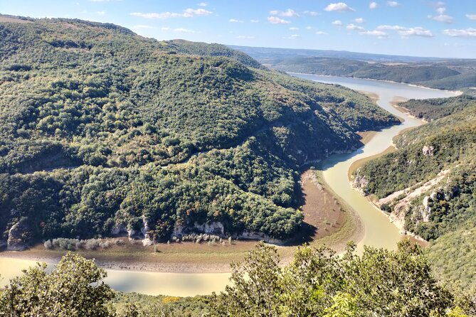 enobike-tour-to-lake-corbara-and-titignano-castle