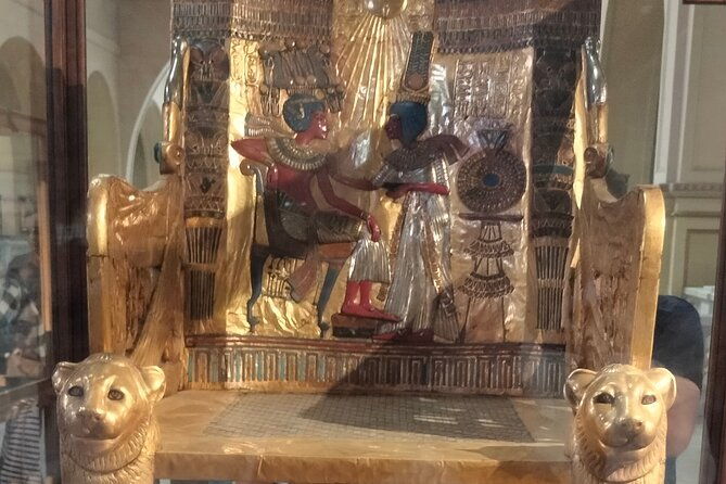 exclusive-visit-to-the-egyptian-museum-in-tahrir