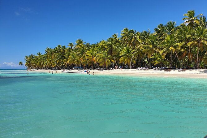 exclusive-yacht-rental-in-punta-cana