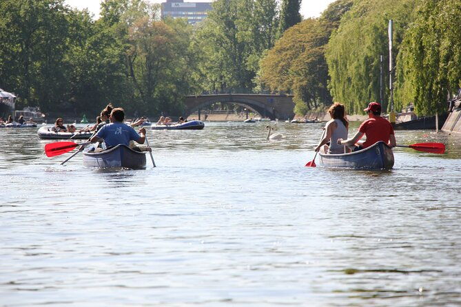 explore-berlin-by-canoe