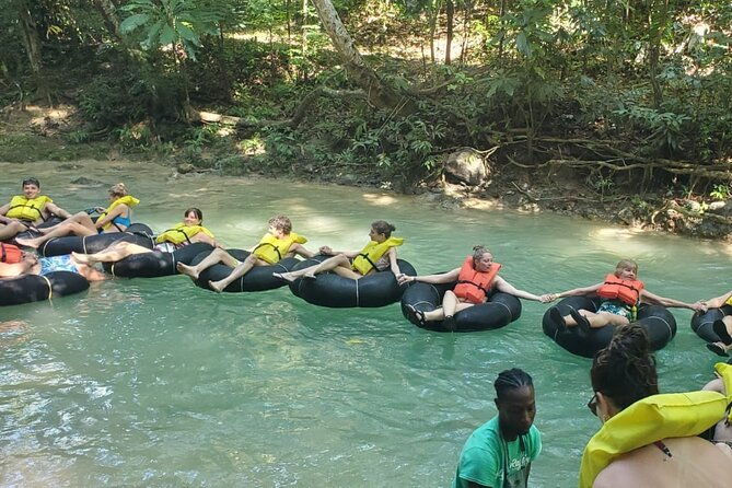 falmouth-blue-hole-river-tubing-with-lunch-combo