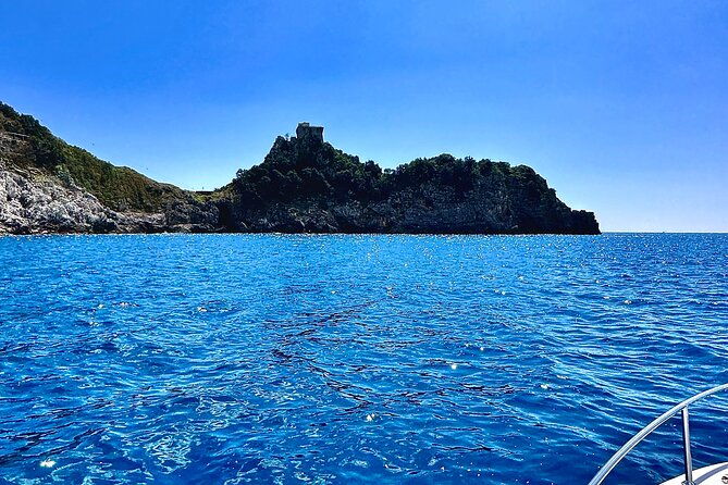 from-positano-or-praiano-2h-private-amalfi-coast-speed-tour-2