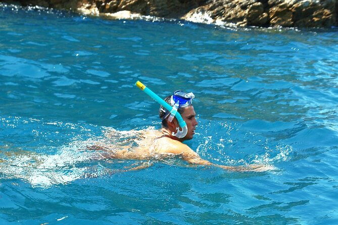 full-day-excursion-to-tortuga-island-from-puntarenas