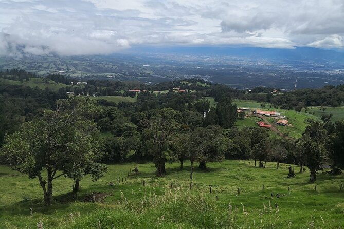 full-day-irazu-volcano-hiking-and-cartago-city-guided-tour-from-san-jose