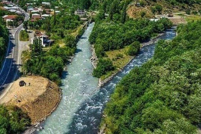 full-day-kazbegi-stepantsminda-gudauri-private-guided-tour