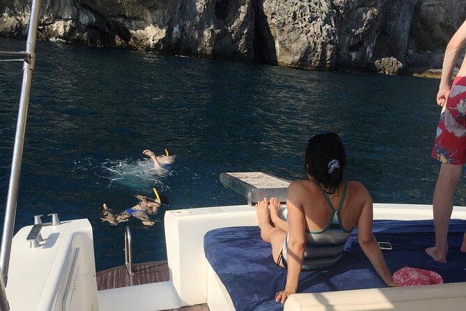 full-day-private-boat-tour-of-capri-4