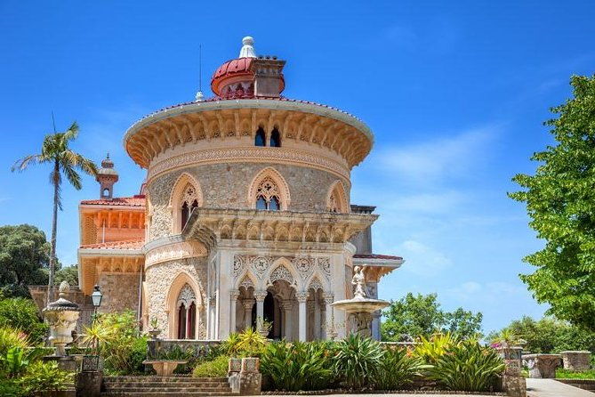 full-day-private-tour-sintra-cabo-da-roca-cascais-2-4-persons