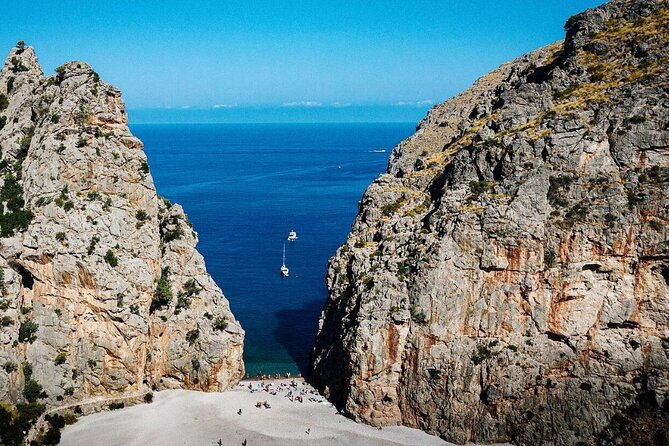 full-day-tour-to-the-island-of-mallorca