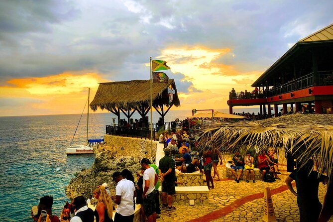 fullday-at-margaritaville-7mile-beach-ricks-cafe-in-negril