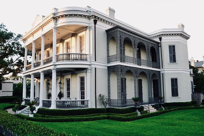 garden-district-and-lafayette-cemetery-guided-walking-tour