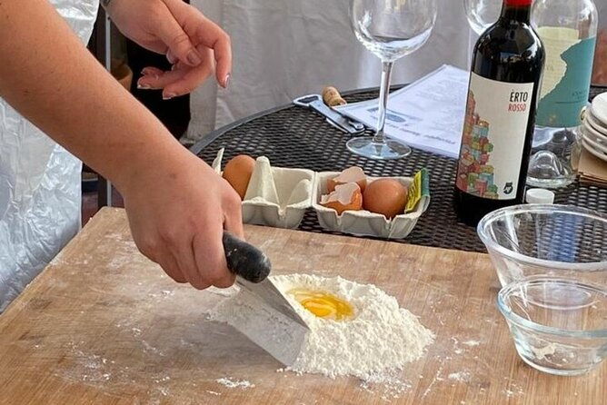 genoa-hands-on-gnocchi-pesto-home-cooking-class-unlimited-wine-2