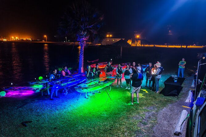 glowing-kayak-tour-rockport-little-bay