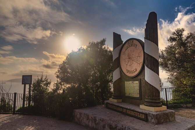 go-tours-360-experience-in-gibraltar-with-professional-guide