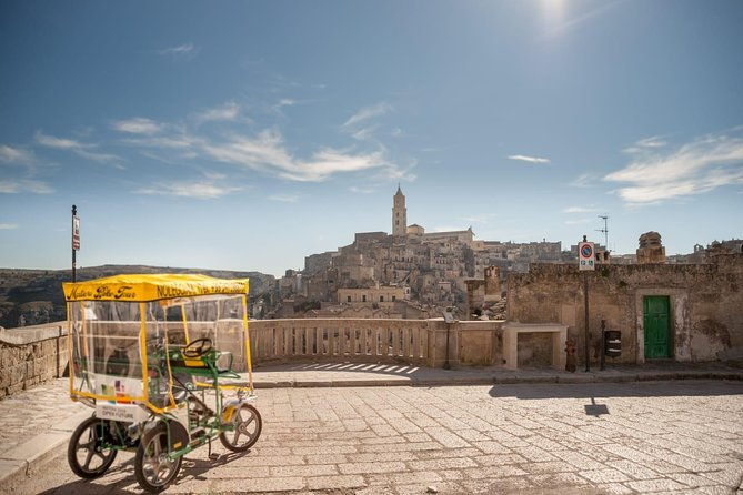 grand-tour-of-the-stones-in-electric-rickshaw