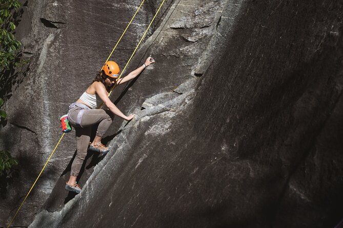 great-half-day-top-rope-climbing-trip-in-western-north-carolina