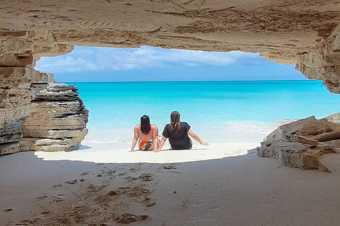 group-reef-beach-and-sandbar-tour-from-providenciales
