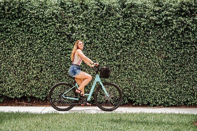guided-bike-tour-downtown-naples-florida