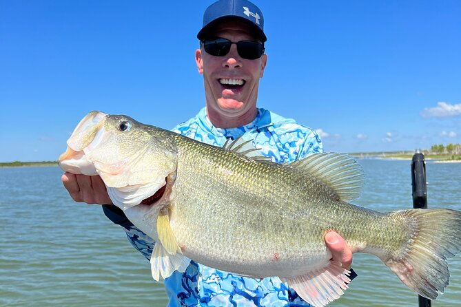 guided-fishing-trip-on-canyon-lake