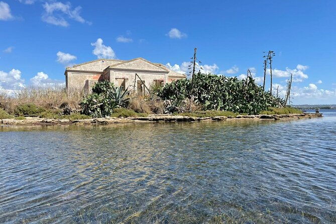 guided-kayak-tour-inside-the-stagnone-of-marsala