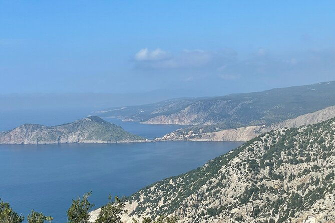 guided-shore-excursion-tour-in-myrtos-beach-and-assos