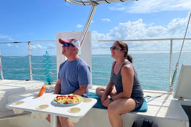 guided-snorkel-morning-sail-small-groups-with-honest-eco