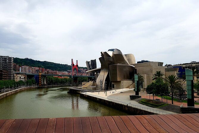 guided-tour-of-the-guggenheim-museum-bilbao