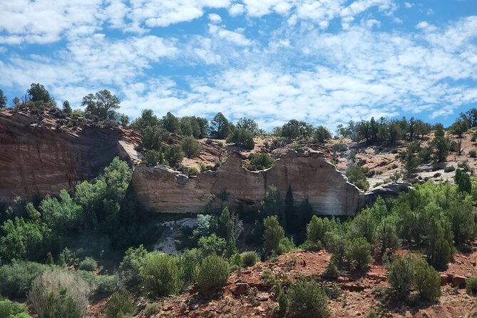guided-tours-in-southern-utahs-slot-canyons-indian-ruins-and-national-parks-2