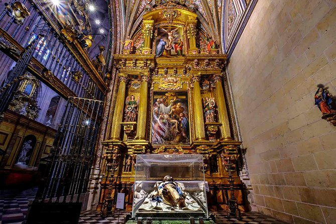 guided-visit-meet-the-lady-of-the-cathedrals-guided-visit-to-cathedral