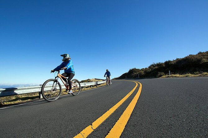 haleakala-morning-best-guided-bike-tour-with-bike-maui