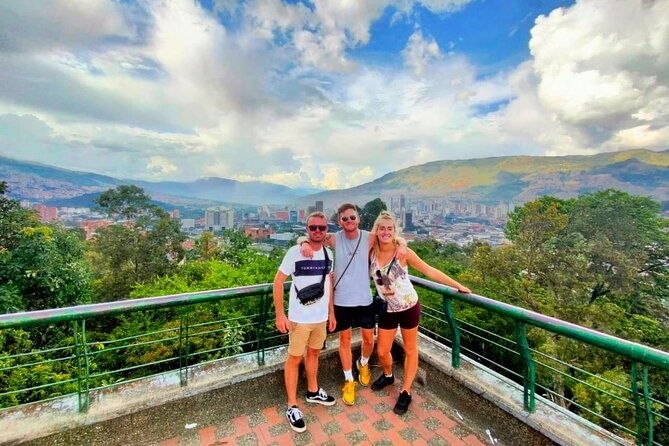 half-day-bike-tour-in-medellin-local-food-coffee-and-beer
