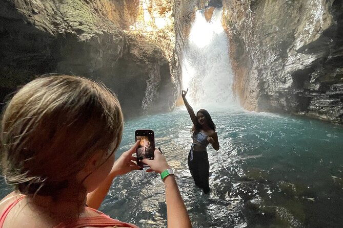 half-day-la-leona-waterfall-hike-with-unimog-ride