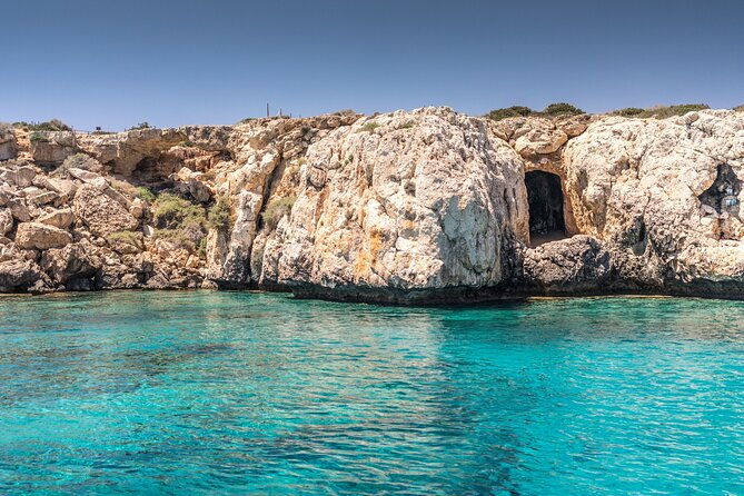 half-day-odyssey-guided-boat-safari-with-lunch-in-cyprus