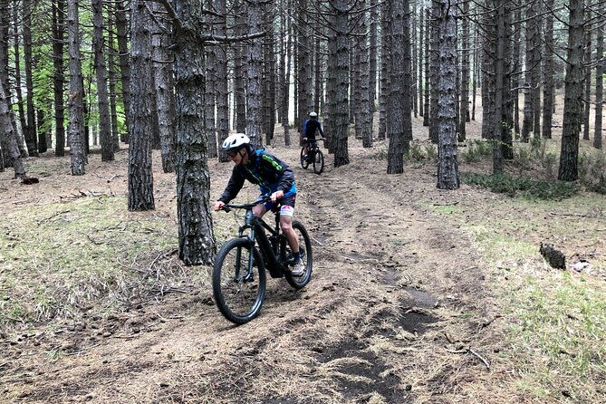 half-day-tour-to-discover-etna-by-e-mtb
