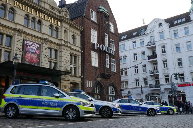 hamburg-red-bluelight-private-guided-reeperbahn-tour