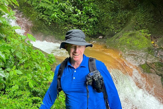 hanging-bridges-hot-springs-at-miravalles-volcano-rainforest