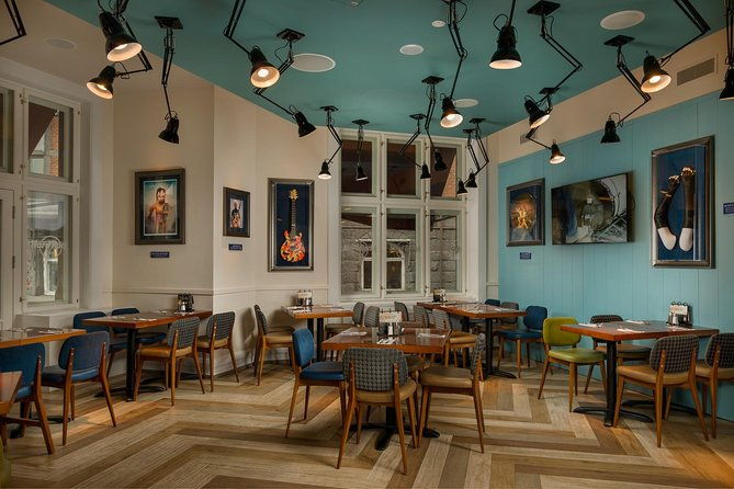 hard-rock-cafe-copenhagen-with-set-menu-for-lunch-or-dinner