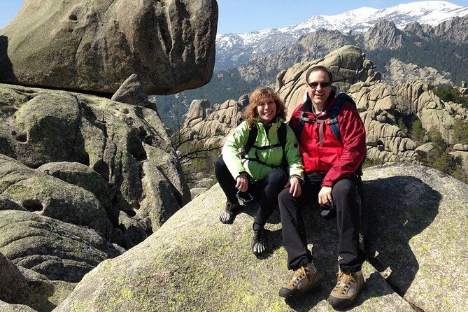 hiking-in-madrid-national-park-with-transport
