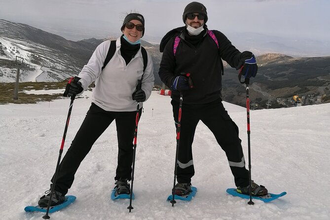 hiking-snowshoeing-in-the-sierra-nevada-park-granada