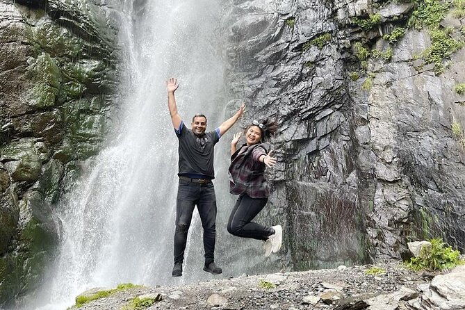 hiking-to-gveleti-waterfall-and-juta