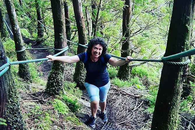 hiking-trail-rocha-do-chambre-terceira-island