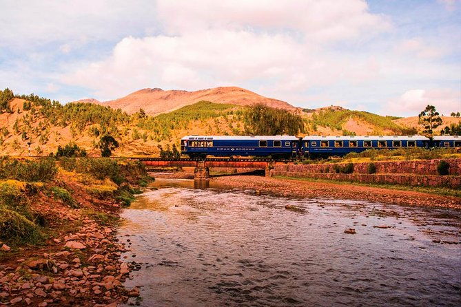 hiram-bingham-round-trip-luxury-train-to-machu-picchu