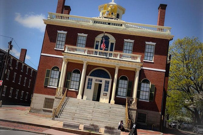 historic-overview-of-salem-walking-tour
