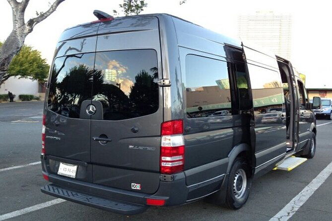 hnl-airport-waikiki-private-transfer-by-brand-new-mercedes-van