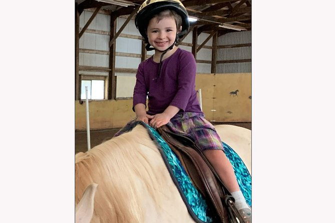 horseback-rides-interactions-and-petting-zoo