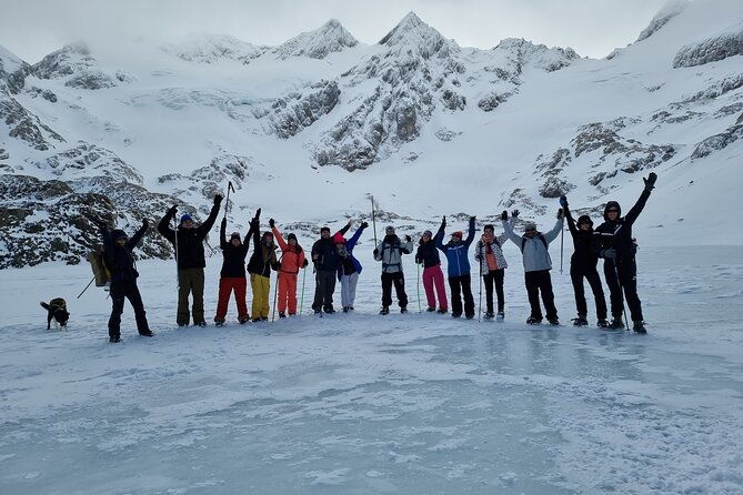 ice-trekking-vinciguerra-glacier-and-laguna-de-los-tempanos-premium
