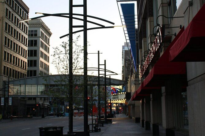 in-the-footsteps-of-prince-a-self-guided-audio-tour-of-downtown-minneapolis-2